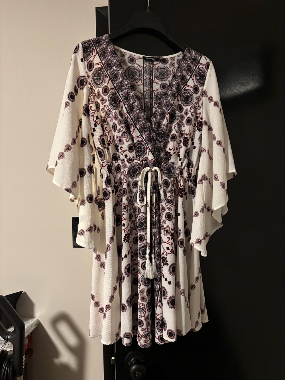 Boohoo Mandala Printed Ruffle Bat Wing Dress Boho 6
